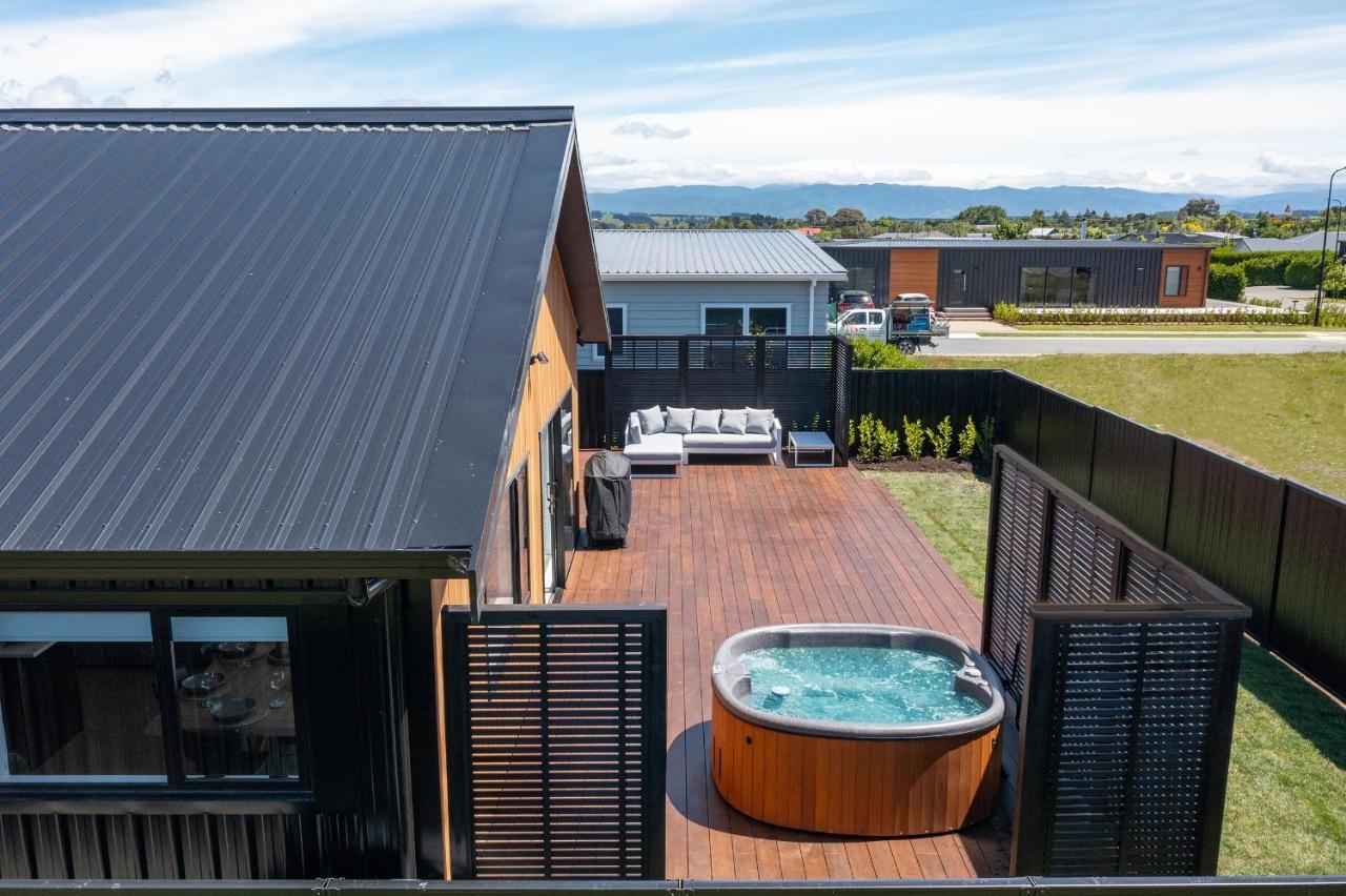 The Green House - Luxury Eco Escape マーティンボロ エクステリア 写真